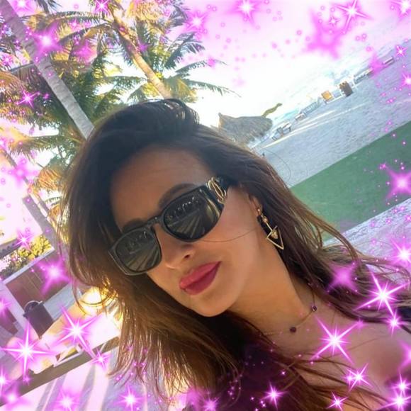 Meet your Posher, Meli - Picture 1 of 1